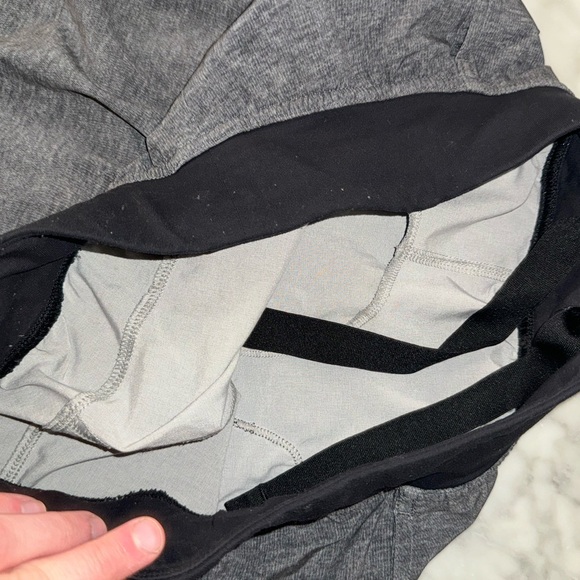 Lululemon Men’s Small T.H.E. Linerless Shorts 11’ Inseam - Picture 7 of 7
